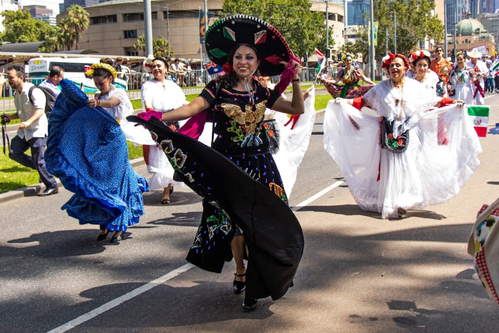 Photo Folk dance